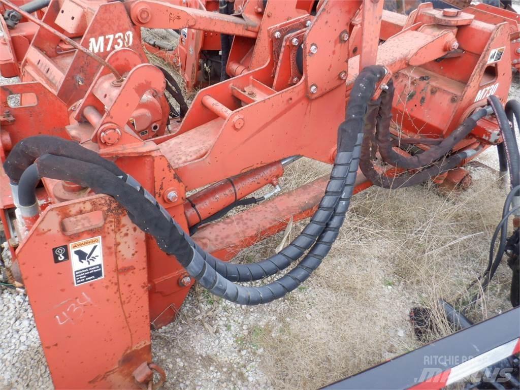 Ditch Witch M730 Ekék