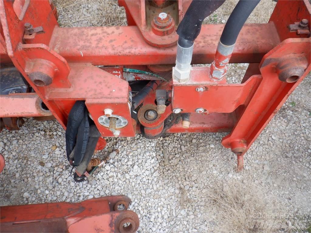 Ditch Witch M730 Ekék
