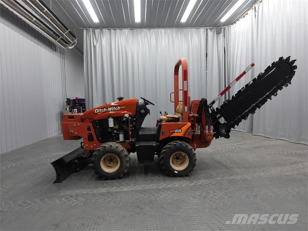 Ditch Witch rt45 Árokásók