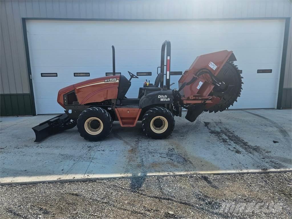 Ditch Witch RT55 Kő és Betonvágó eszközök