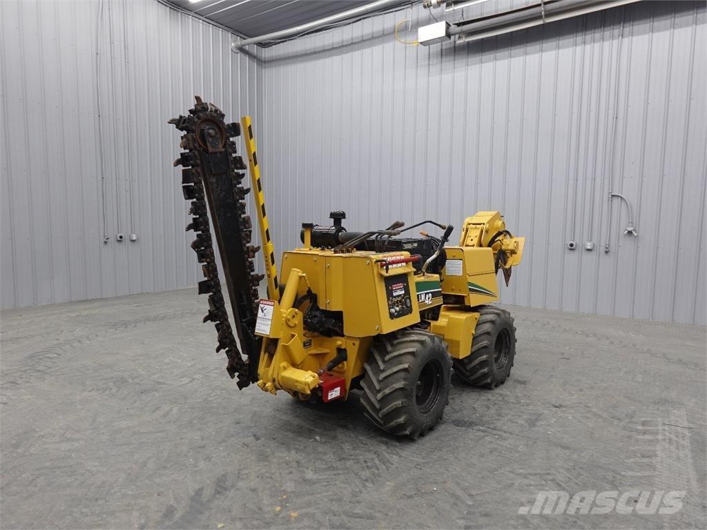 Vermeer LM42 Árokásók