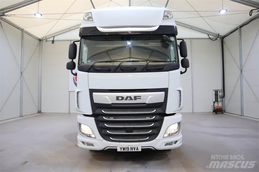 DAF XF530 Nyergesvontatók