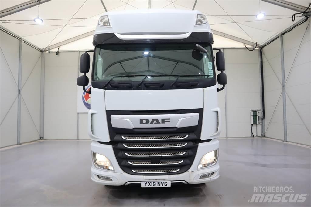 DAF XF530 Nyergesvontatók
