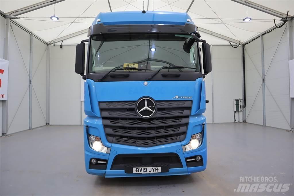 Mercedes-Benz Actros 2545 Nyergesvontatók