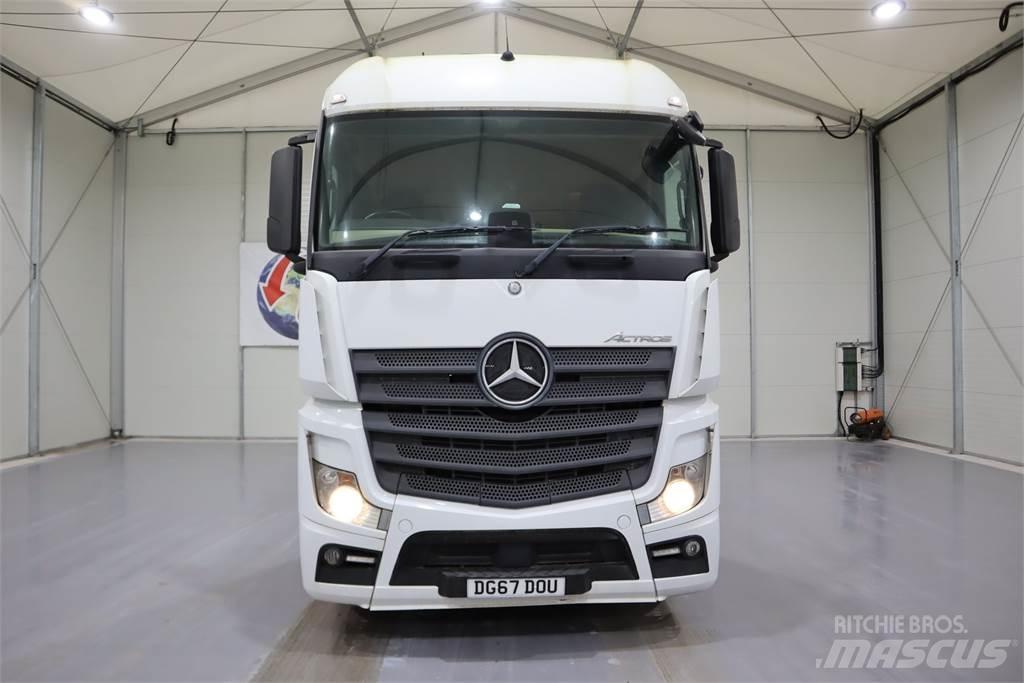 Mercedes-Benz Actros 2545 Nyergesvontatók