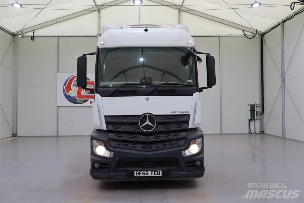 Mercedes-Benz Actros 2545 Nyergesvontatók