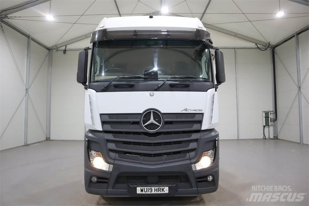 Mercedes-Benz Actros 2545 Nyergesvontatók