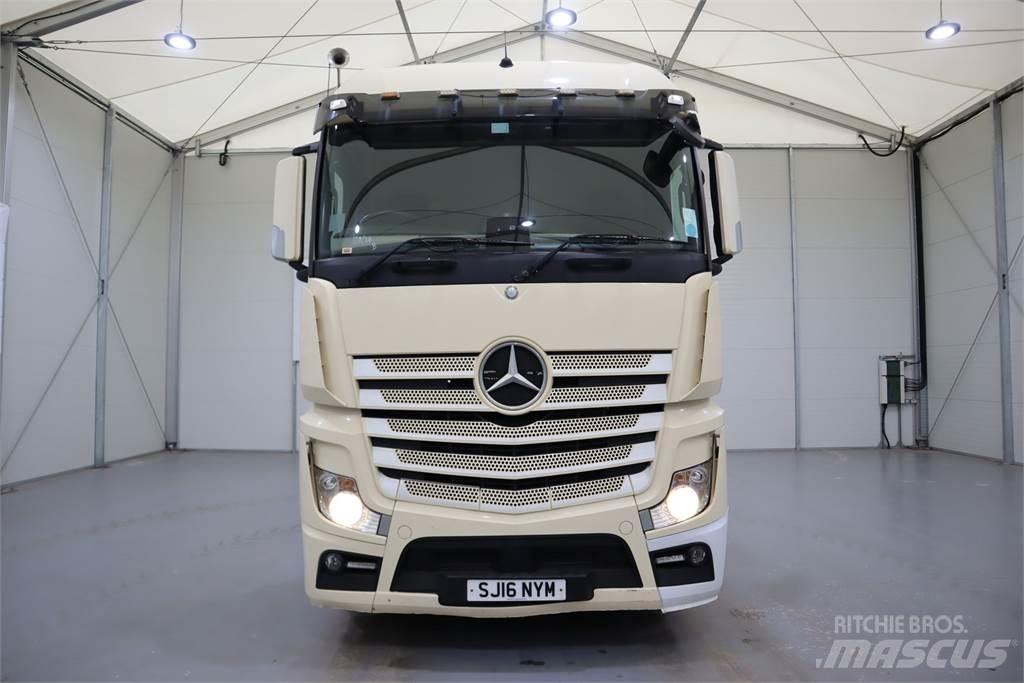 Mercedes-Benz Actros 2545 Nyergesvontatók