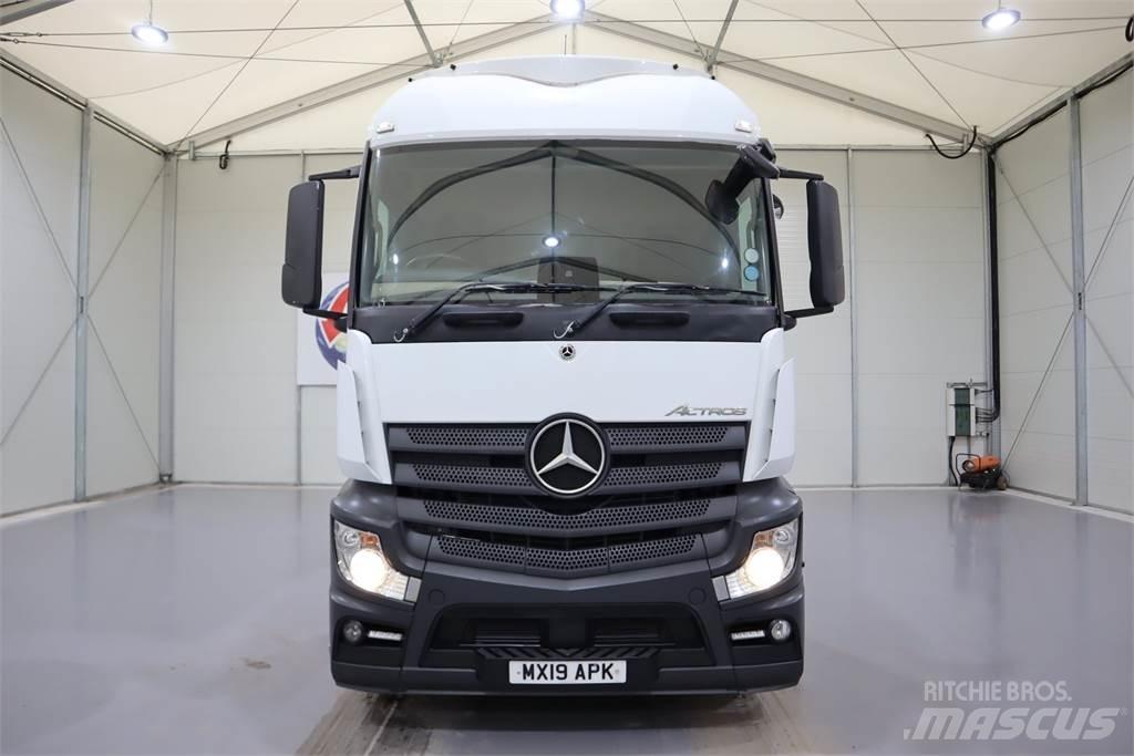 Mercedes-Benz Actros 2545 Nyergesvontatók