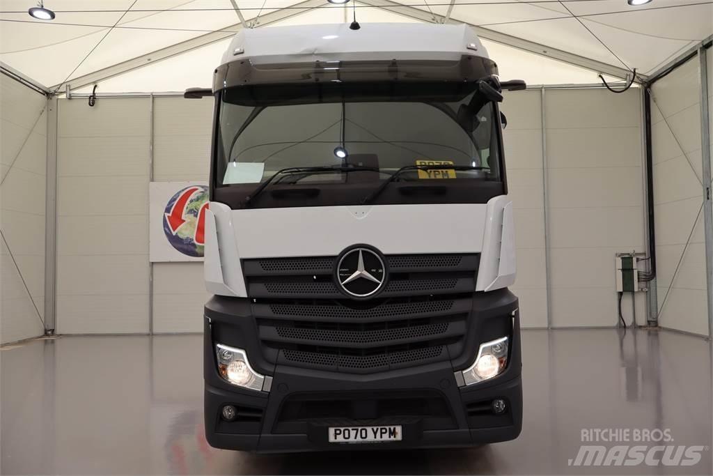 Mercedes-Benz Actros 2545 Nyergesvontatók