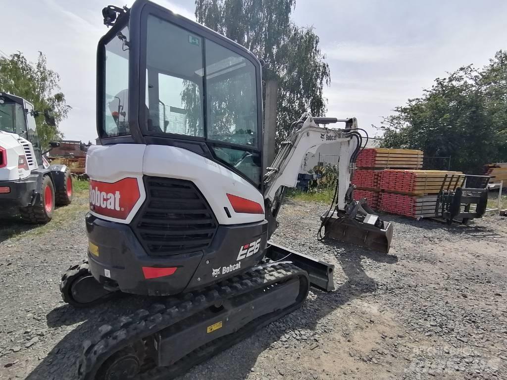 Bobcat E 26 Mini kotrók < 7t