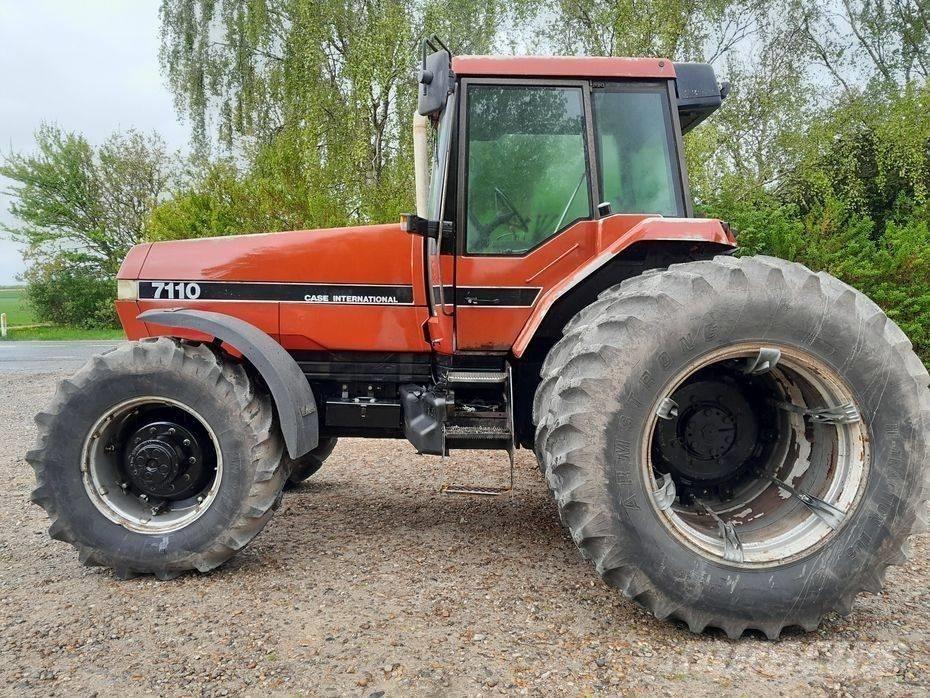 Case IH Magnum 7110 Traktorok