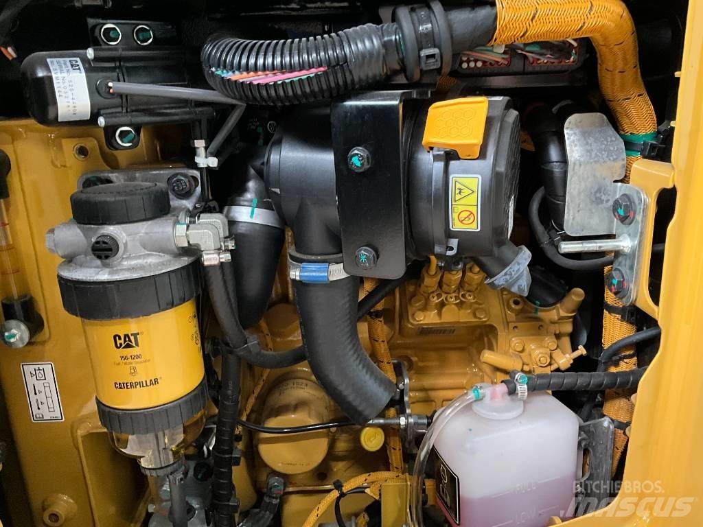 CAT 301.8 UNUSED Mini kotrók < 7t