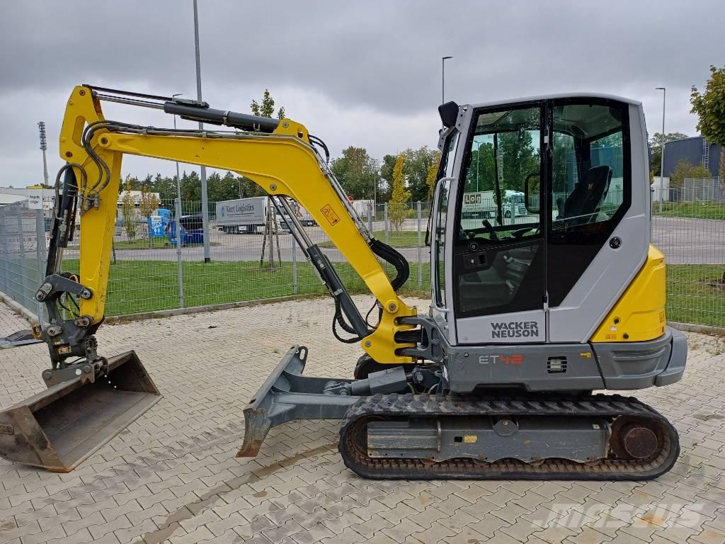 Wacker Neuson ET42 Lánctalpas kotrók