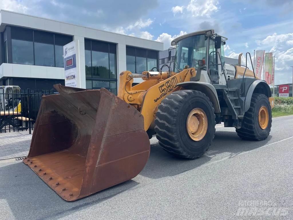 Liebherr L580 | A/C Gumikerekes homlokrakodók