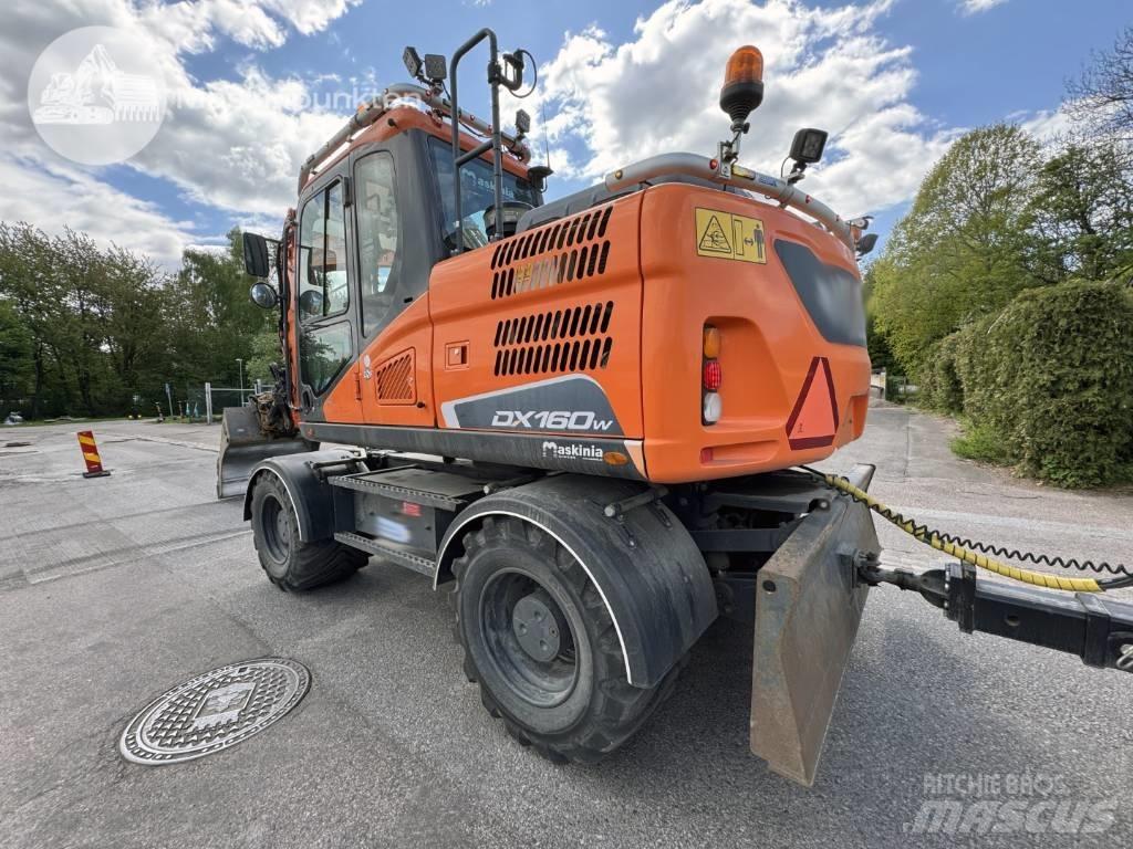 Doosan DX 160 W Gumikerekes kotrók
