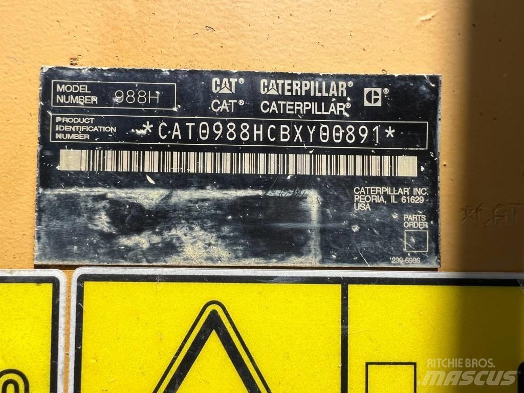 CAT 988 H Gumikerekes homlokrakodók