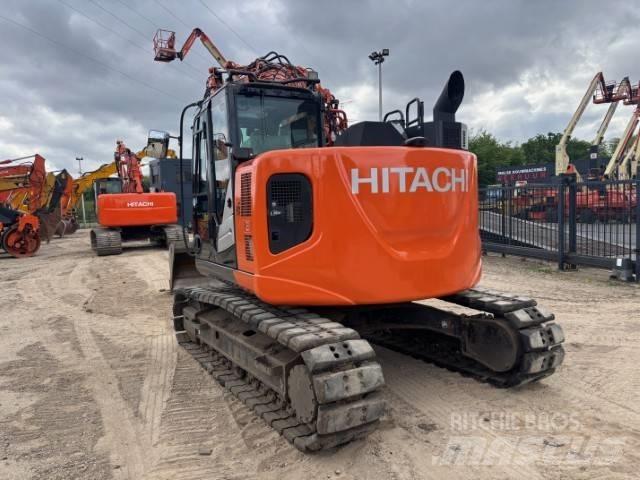 Hitachi ZX 135 US-6 Lánctalpas kotrók