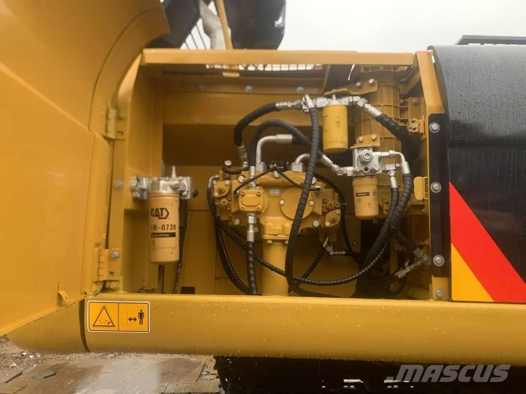 CAT 329 D Lánctalpas kotrók