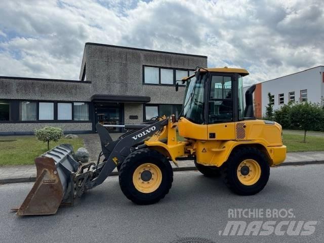 Volvo L 35 G Gumikerekes homlokrakodók