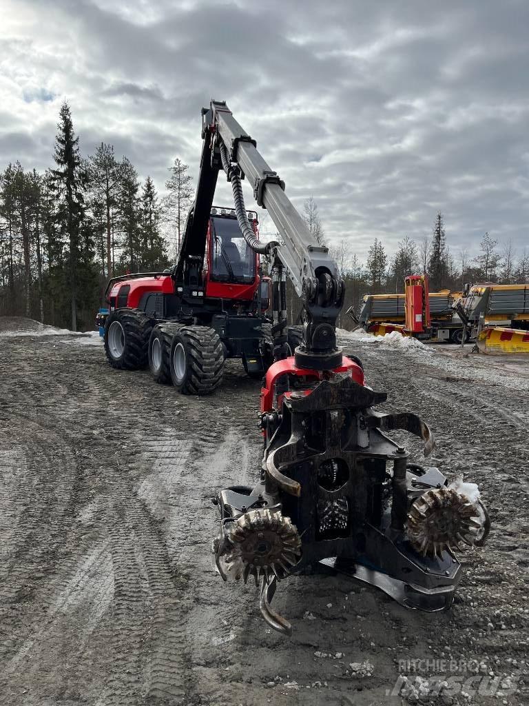 Komatsu 911.7 Betakarítók