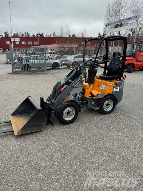 GiANT G 1200 Mini homlokrakodók