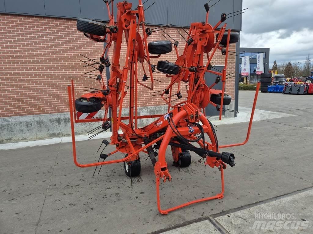 Kuhn 8702 Rendkészítő