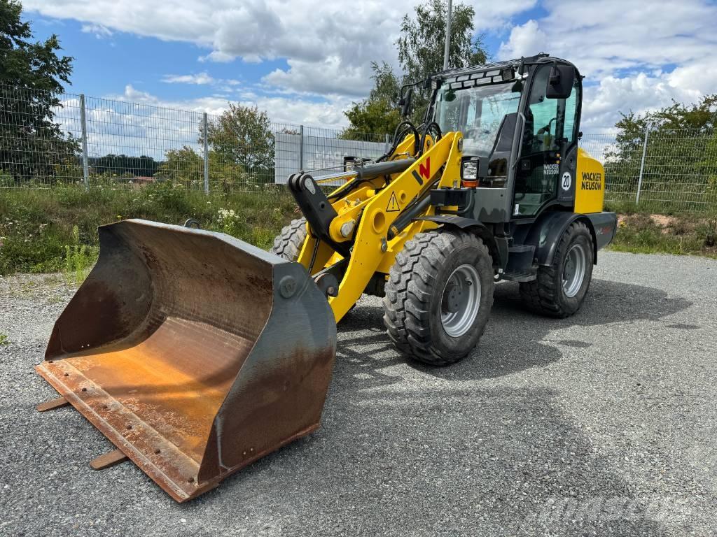 Wacker Neuson WL60 Gumikerekes homlokrakodók