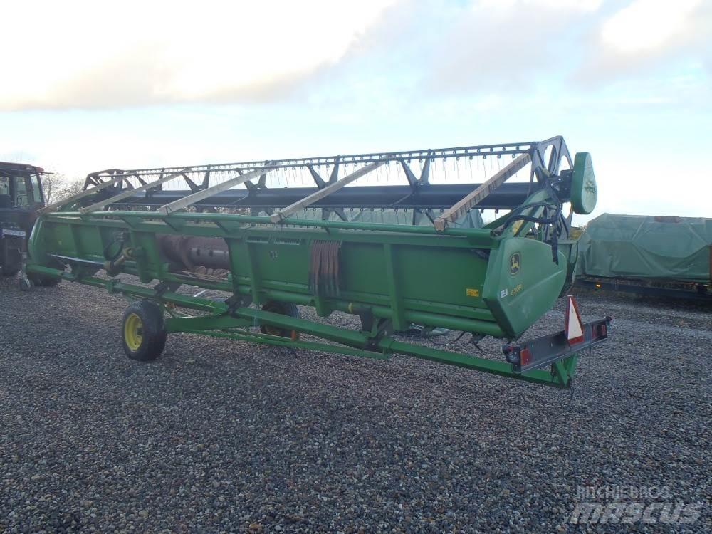 John Deere 630 R Kombájn tartozékok