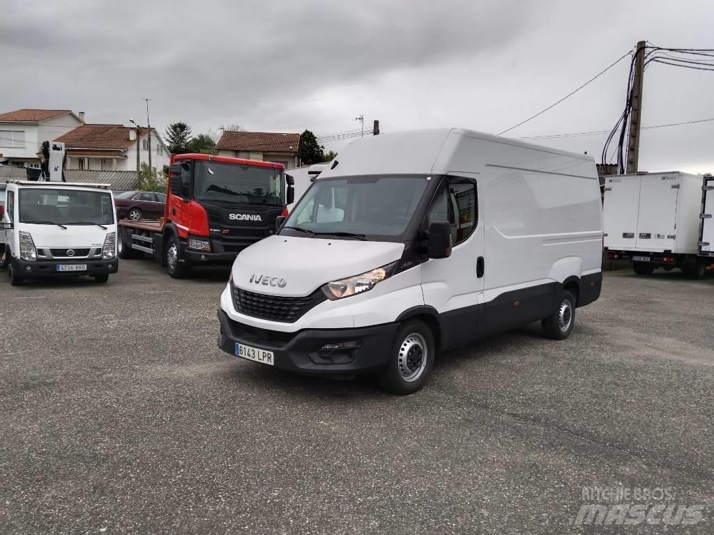 Iveco DAILY 35S16 Dobozos