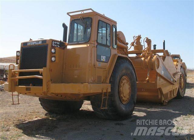 CAT 637E Földnyesők (szkréperek)