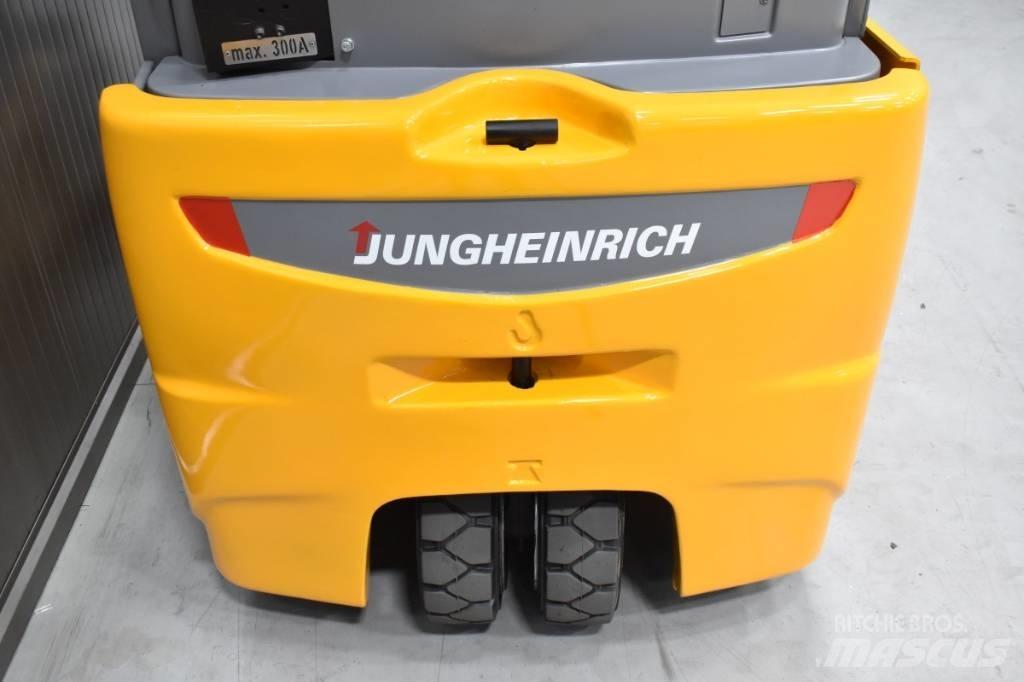 Jungheinrich EFG 220 Elektromos targoncák