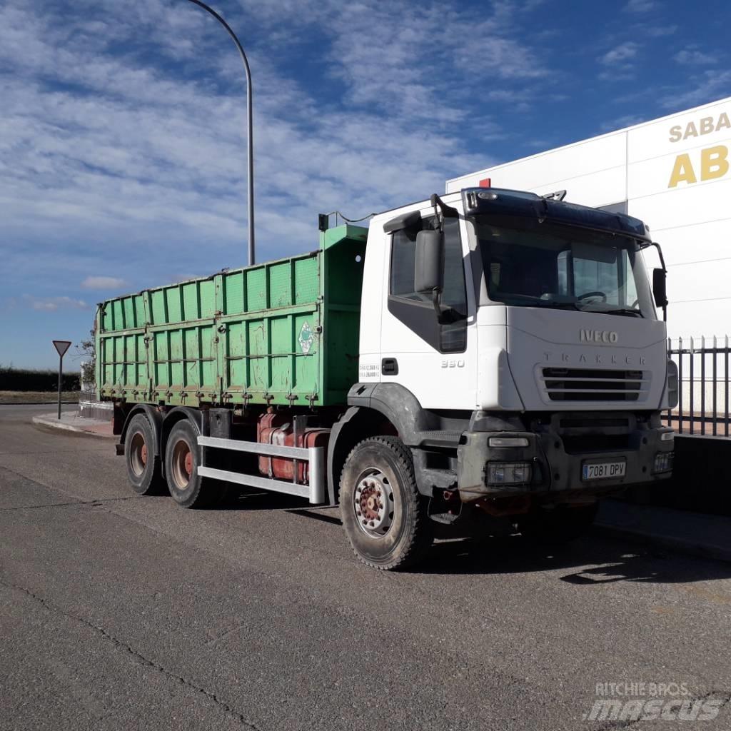 Iveco Trakker 350 Billenő teherautók