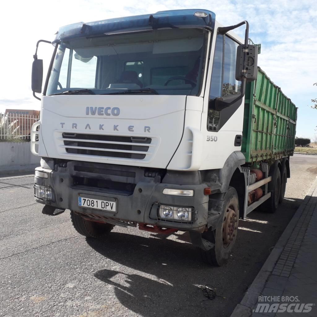Iveco Trakker 350 Billenő teherautók