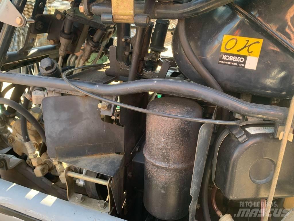 Kobelco SS 1 Mini kotrók < 7t