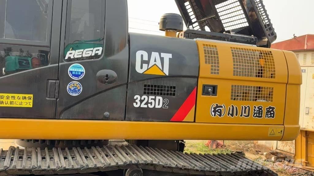 CAT 325 D Lánctalpas kotrók