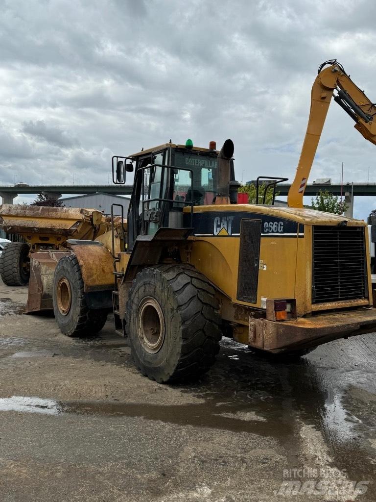 CAT 966 G Gumikerekes homlokrakodók