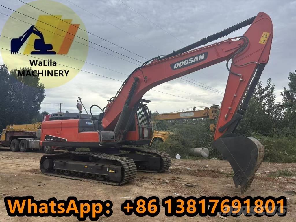 Doosan DX 225 LCA Lánctalpas kotrók