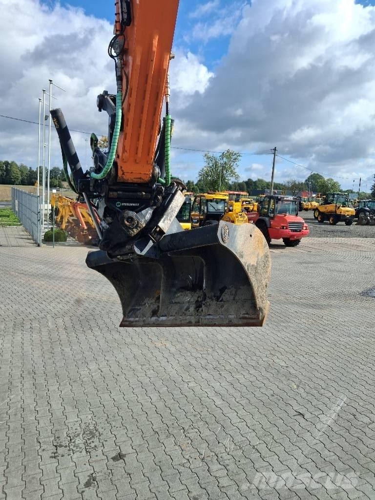 Doosan DX 165 W-5 Gumikerekes kotrók