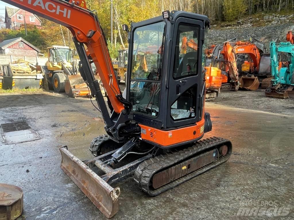 Hitachi ZX 38 U-5 A Mini kotrók < 7t