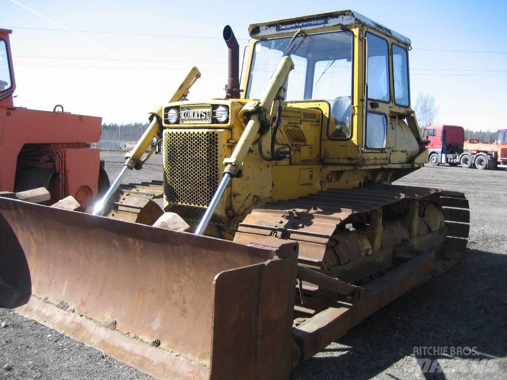 Komatsu D53P-16 lánctalpas dózerek