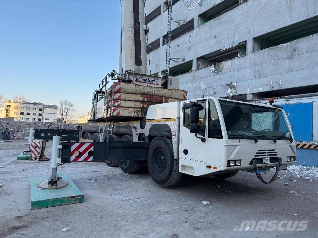 Demag AC 200-1 Terepdaruk