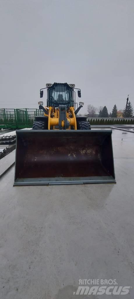 Liebherr L 538 Gumikerekes homlokrakodók