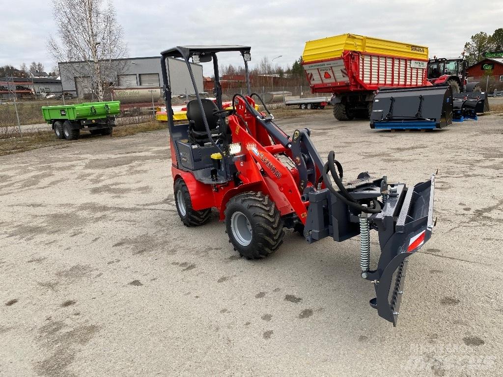 Flexitrac 1126 LRF Univerzális rakodók