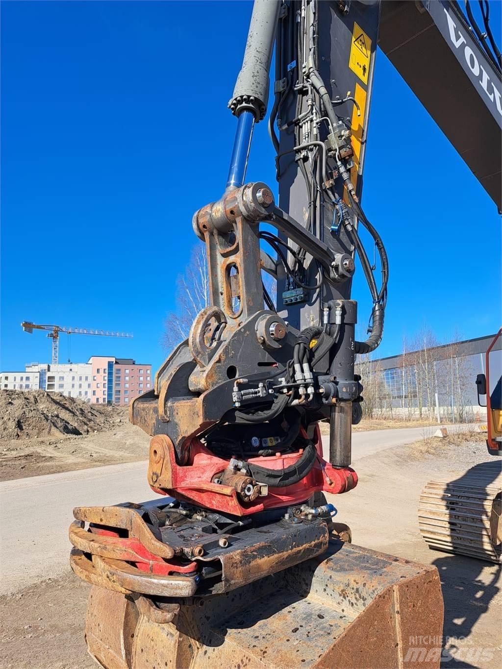 Volvo EC220EL Lánctalpas kotrók