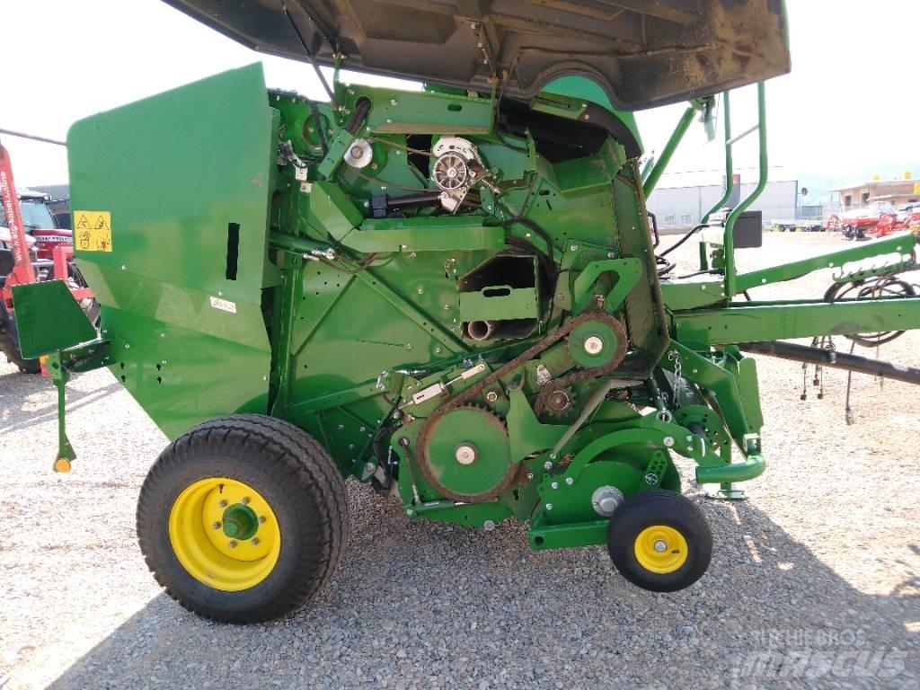 John Deere F441M Körbálázók