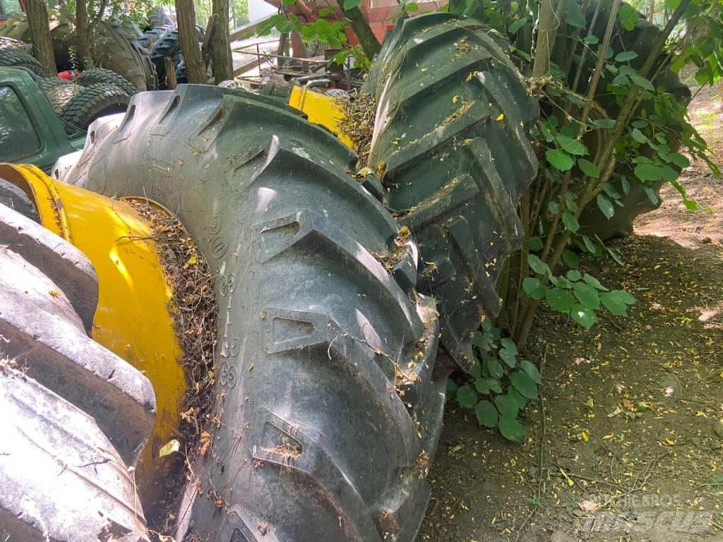 John Deere 4650 Traktorok