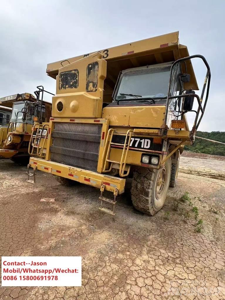 CAT 771 D Nehézdömper