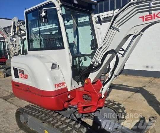 Takeuchi TB 230 Mini kotrók < 7t