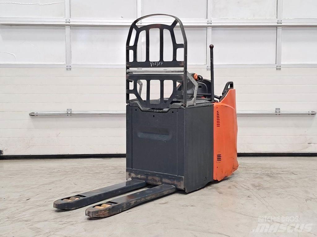 Linde T20SP-02 Alacsony emelőkocsi